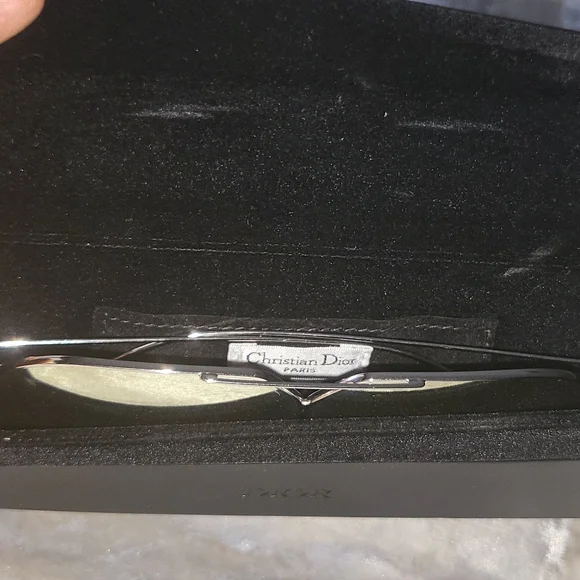 Christian Dior Sunglasses - Picture 6 of 7